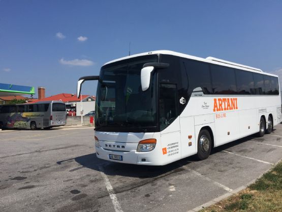 Autobus Tirana Udine / Autobus per ne Udine / Autobus për në Udine / Bileta Autobusi Udine /  Bileta Autobusi Udine Shqiperi / Bileta online per Udine / Tirana to Udineo Bus ticket nga Artani Travel